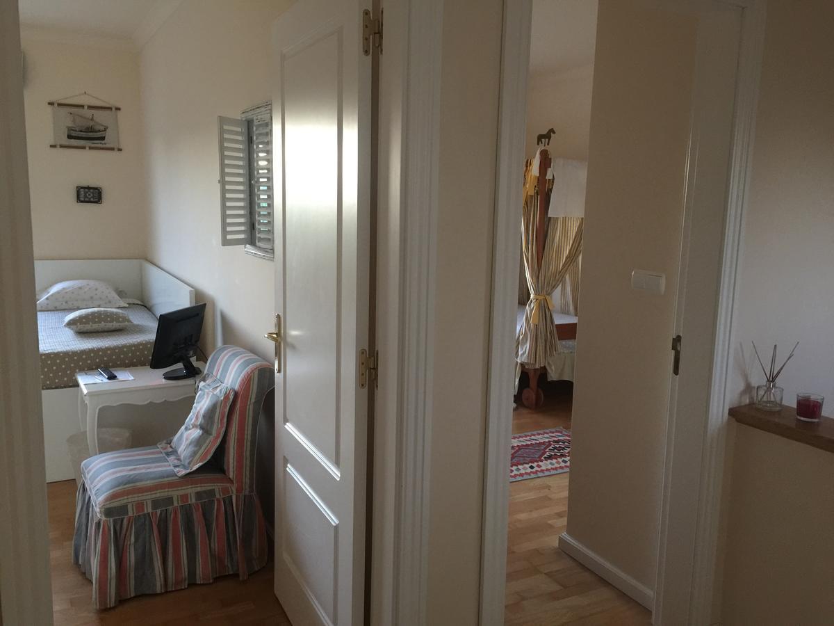 Quinta Da Marinha Golf Guincho Guest House กาชไกช์ ภายนอก รูปภาพ