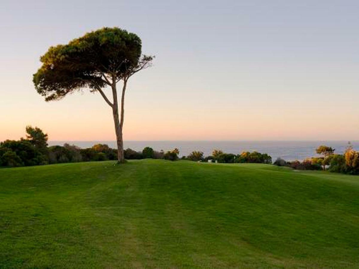 Quinta Da Marinha Golf Guincho Guest House กาชไกช์ ภายนอก รูปภาพ